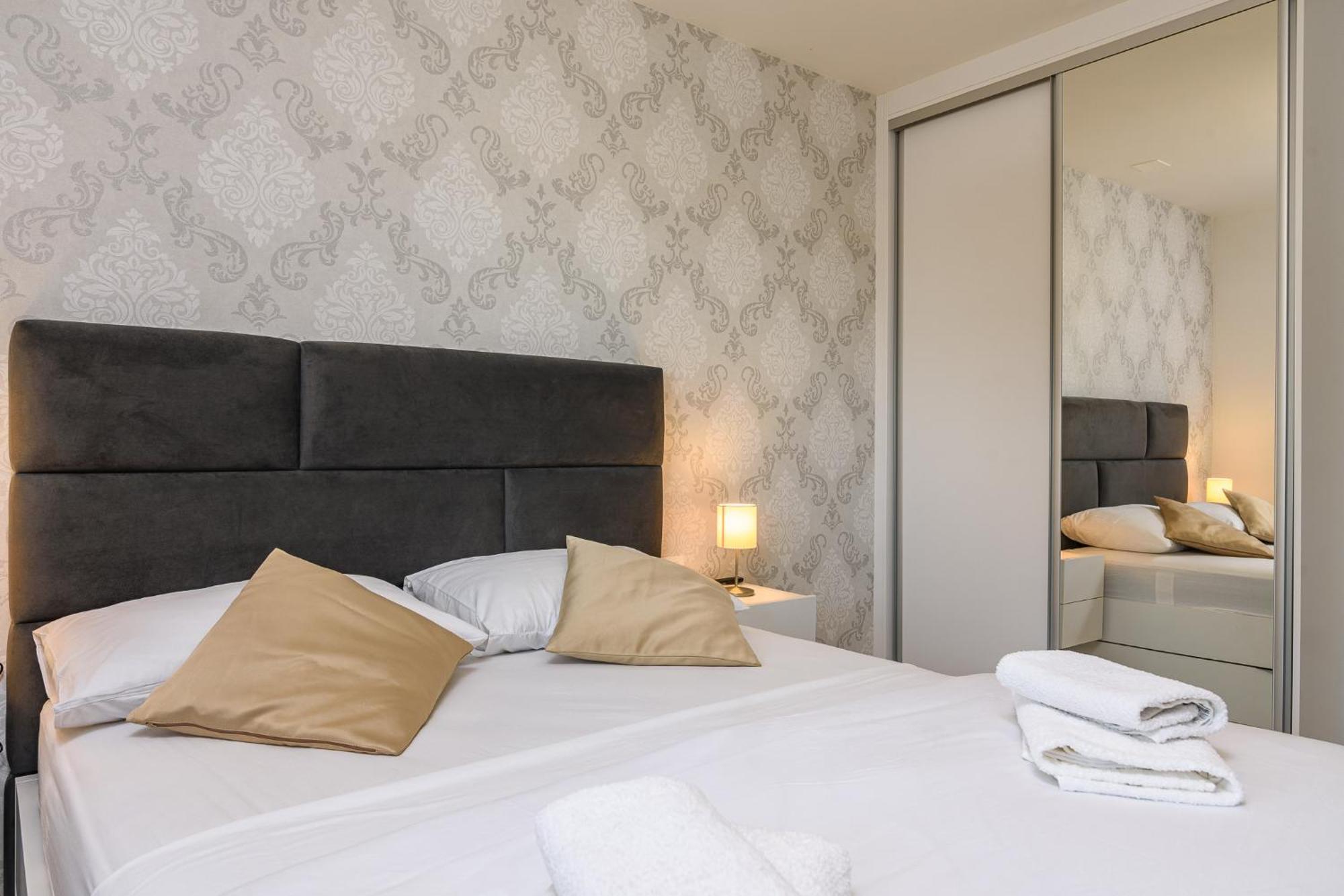Relax Trogir Apartment Ngoại thất bức ảnh